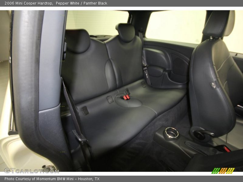 Pepper White / Panther Black 2006 Mini Cooper Hardtop