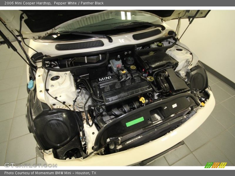 Pepper White / Panther Black 2006 Mini Cooper Hardtop