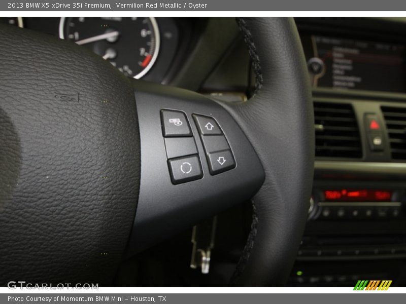 Controls of 2013 X5 xDrive 35i Premium