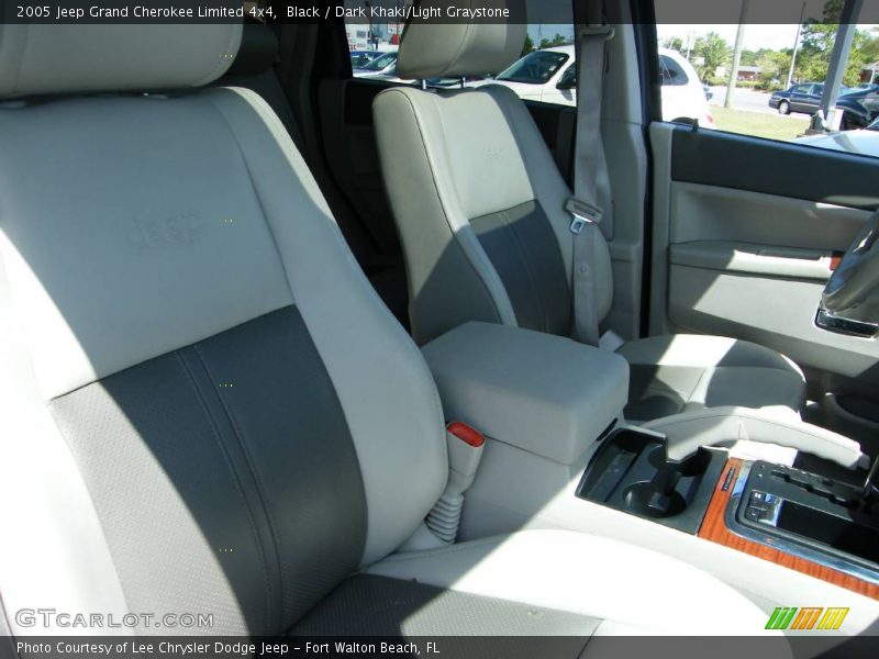 Black / Dark Khaki/Light Graystone 2005 Jeep Grand Cherokee Limited 4x4