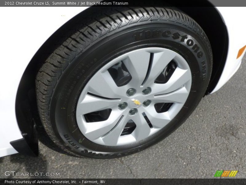 Summit White / Jet Black/Medium Titanium 2012 Chevrolet Cruze LS