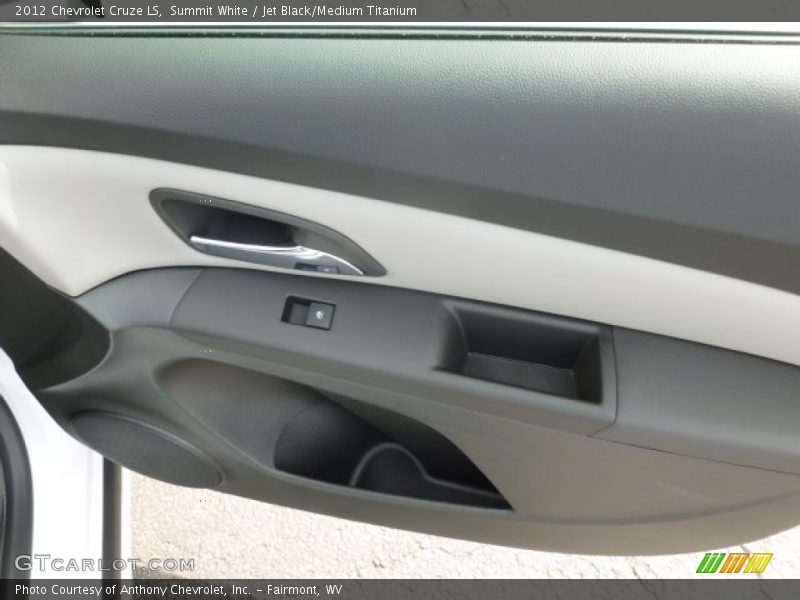 Summit White / Jet Black/Medium Titanium 2012 Chevrolet Cruze LS