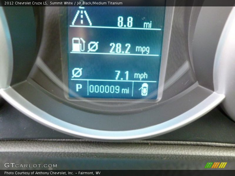 Summit White / Jet Black/Medium Titanium 2012 Chevrolet Cruze LS