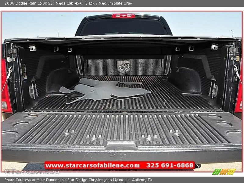 Black / Medium Slate Gray 2006 Dodge Ram 1500 SLT Mega Cab 4x4