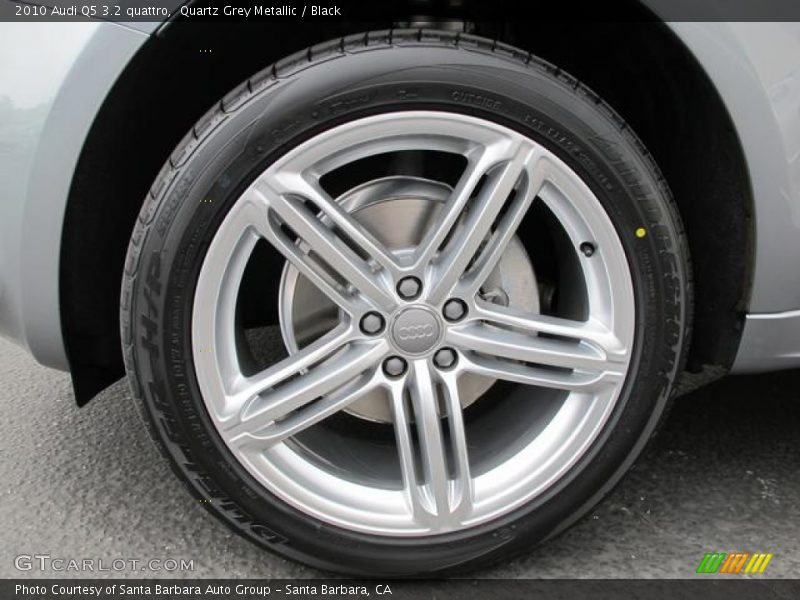 Quartz Grey Metallic / Black 2010 Audi Q5 3.2 quattro