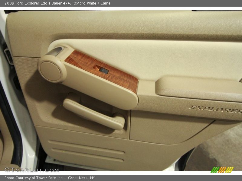 Oxford White / Camel 2009 Ford Explorer Eddie Bauer 4x4
