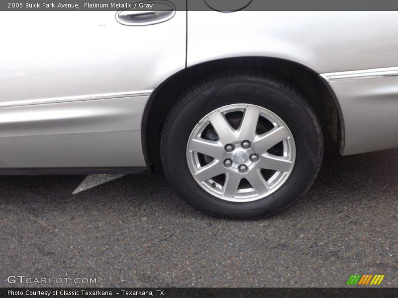 Platinum Metallic / Gray 2005 Buick Park Avenue