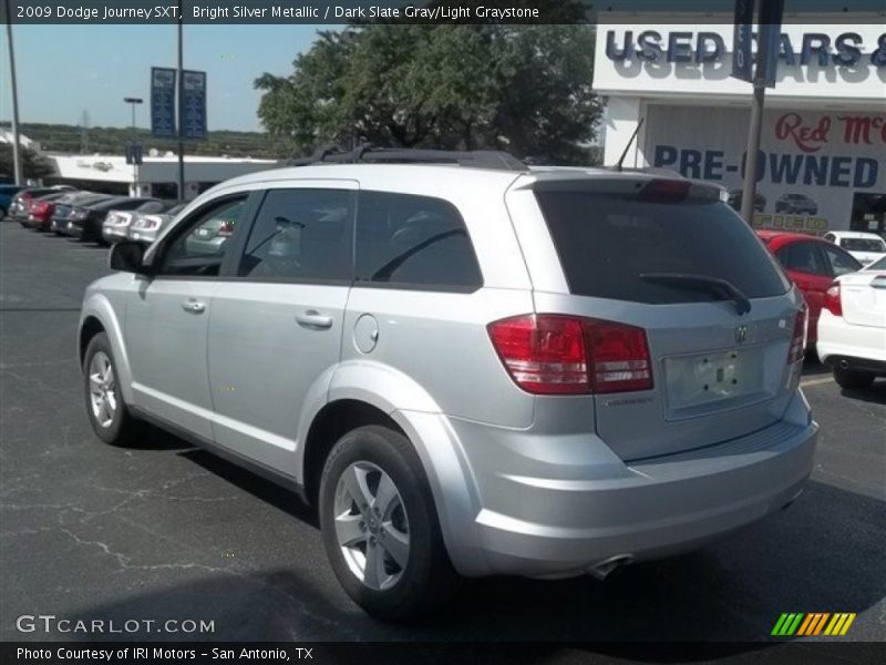Bright Silver Metallic / Dark Slate Gray/Light Graystone 2009 Dodge Journey SXT