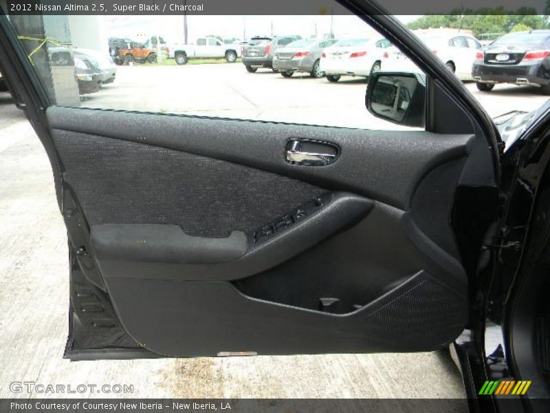 Super Black / Charcoal 2012 Nissan Altima 2.5