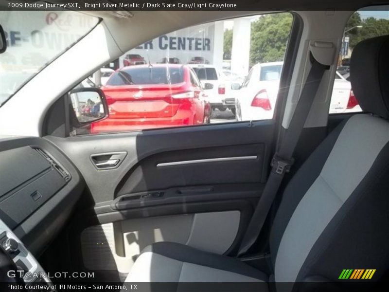Bright Silver Metallic / Dark Slate Gray/Light Graystone 2009 Dodge Journey SXT