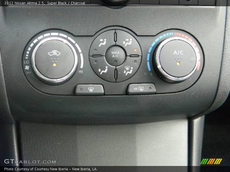 Super Black / Charcoal 2012 Nissan Altima 2.5