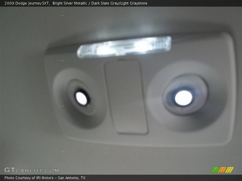 Bright Silver Metallic / Dark Slate Gray/Light Graystone 2009 Dodge Journey SXT