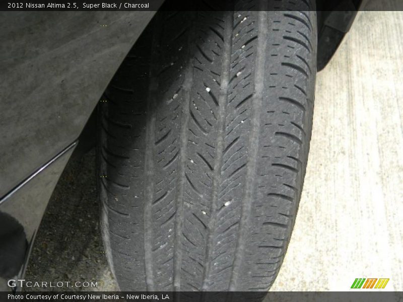 Super Black / Charcoal 2012 Nissan Altima 2.5