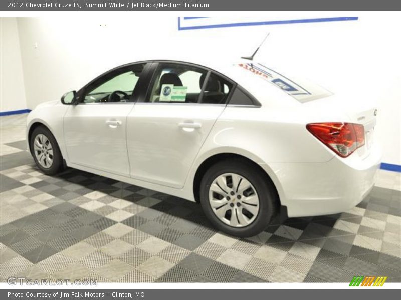Summit White / Jet Black/Medium Titanium 2012 Chevrolet Cruze LS