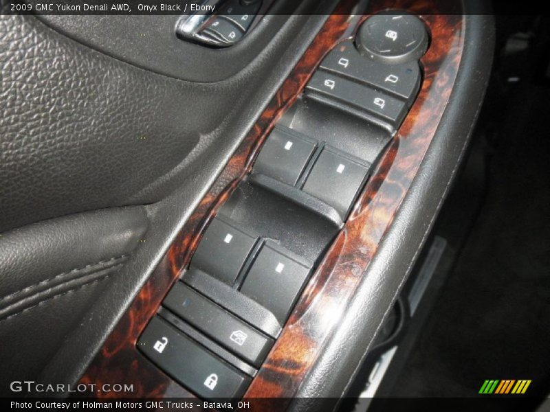 Onyx Black / Ebony 2009 GMC Yukon Denali AWD