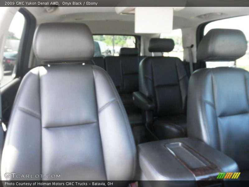 Onyx Black / Ebony 2009 GMC Yukon Denali AWD