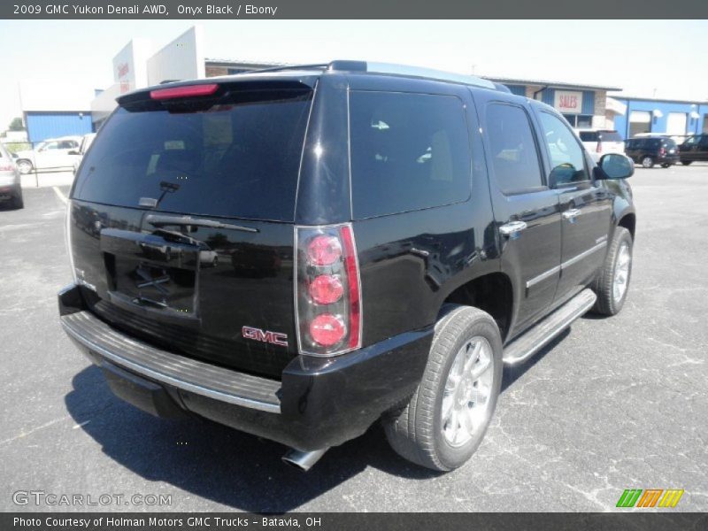 Onyx Black / Ebony 2009 GMC Yukon Denali AWD