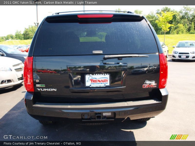 Carbon Black Metallic / Light Titanium 2011 GMC Yukon SLT 4x4