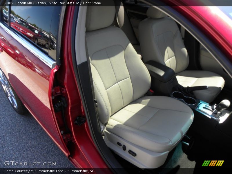 Vivid Red Metallic / Light Stone 2009 Lincoln MKZ Sedan