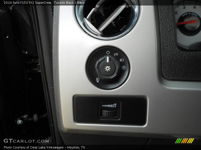 Tuxedo Black / Black 2010 Ford F150 FX2 SuperCrew
