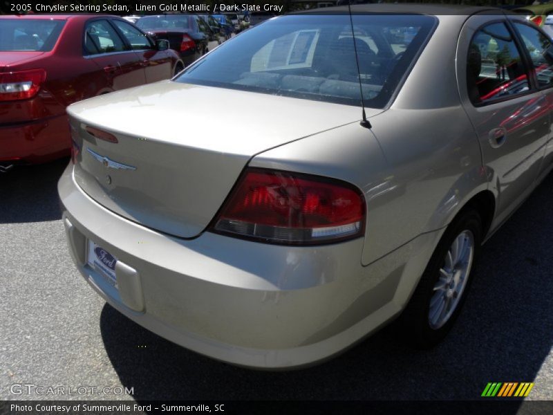 Linen Gold Metallic / Dark Slate Gray 2005 Chrysler Sebring Sedan
