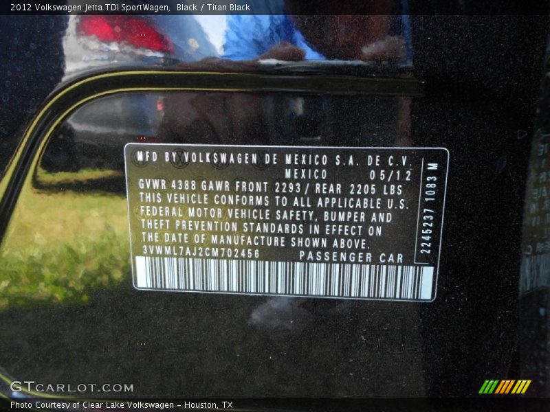 Black / Titan Black 2012 Volkswagen Jetta TDI SportWagen