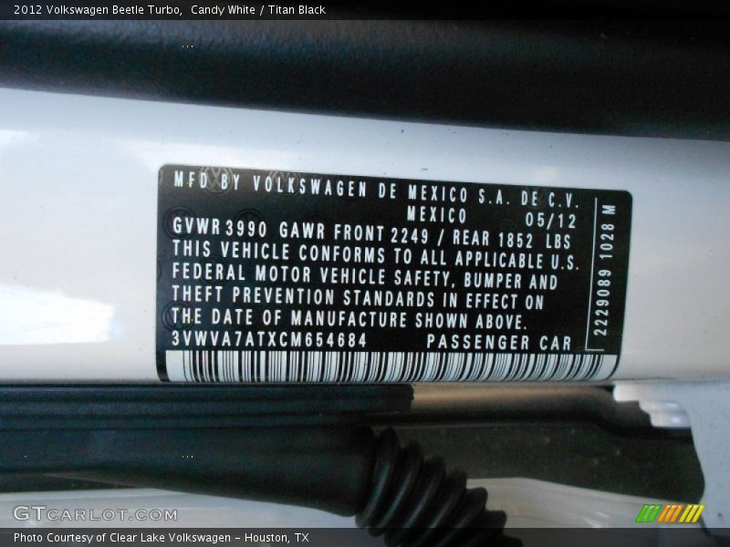 Candy White / Titan Black 2012 Volkswagen Beetle Turbo