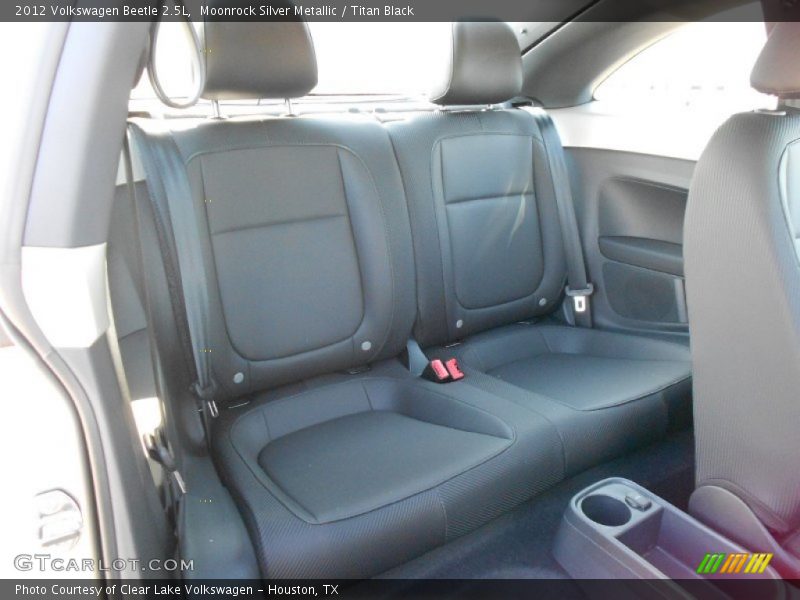 Moonrock Silver Metallic / Titan Black 2012 Volkswagen Beetle 2.5L