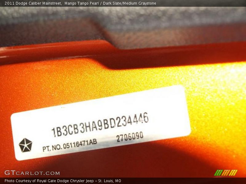 Mango Tango Pearl / Dark Slate/Medium Graystone 2011 Dodge Caliber Mainstreet