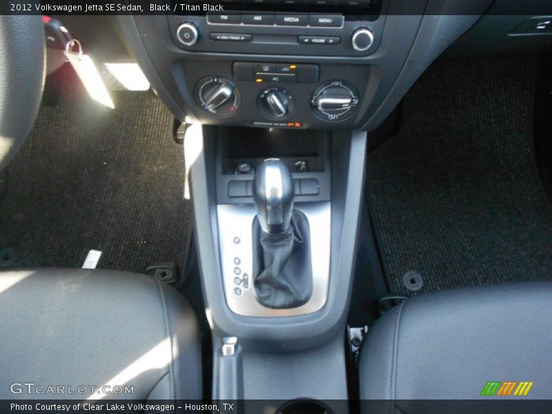 Black / Titan Black 2012 Volkswagen Jetta SE Sedan