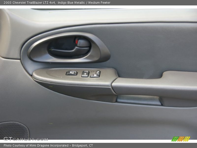 Indigo Blue Metallic / Medium Pewter 2003 Chevrolet TrailBlazer LTZ 4x4