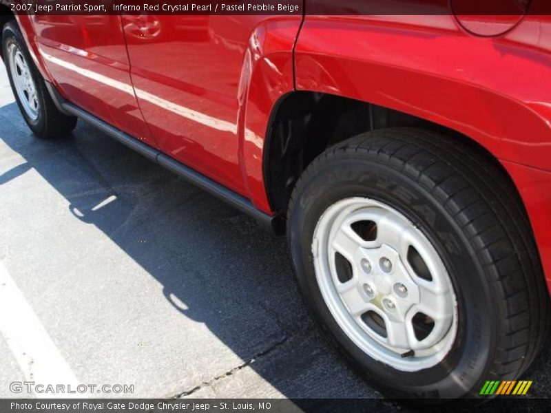 Inferno Red Crystal Pearl / Pastel Pebble Beige 2007 Jeep Patriot Sport