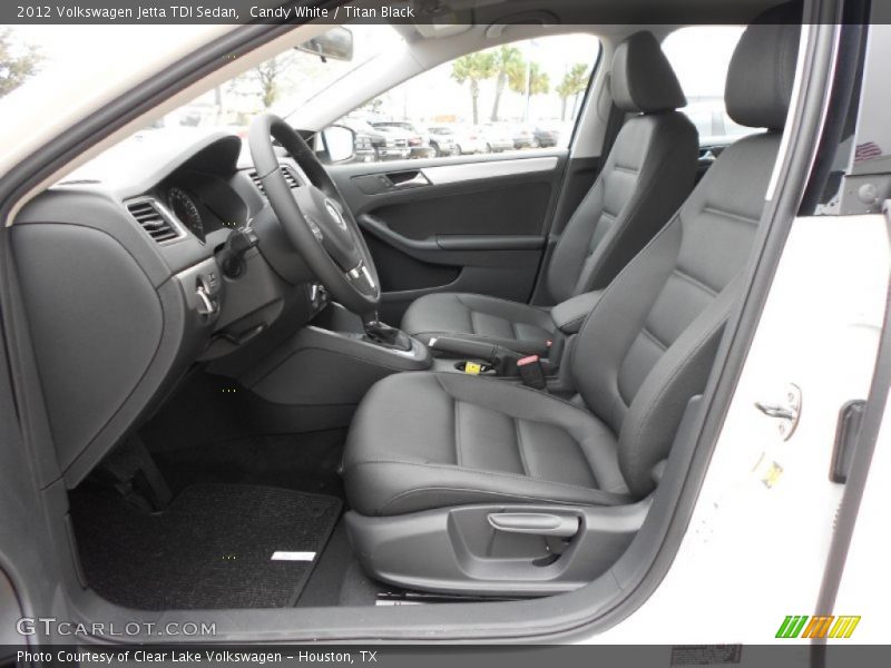 Candy White / Titan Black 2012 Volkswagen Jetta TDI Sedan
