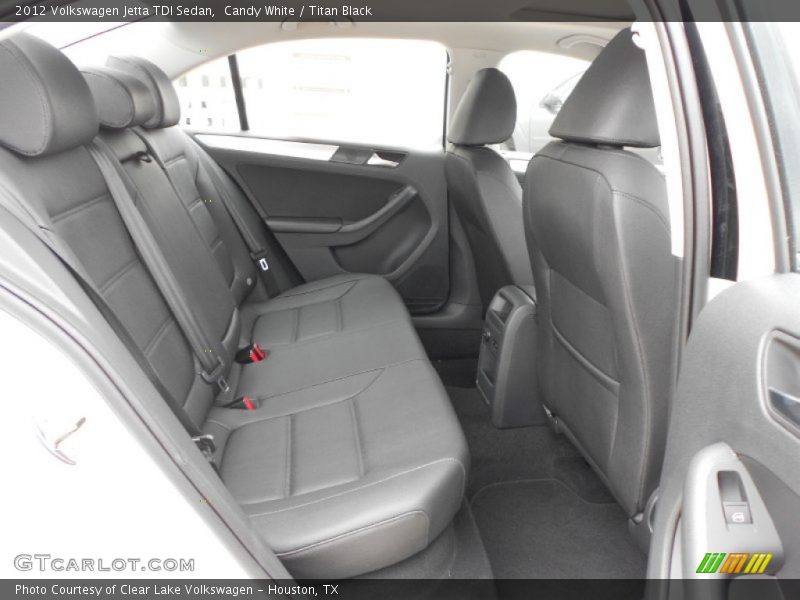 Candy White / Titan Black 2012 Volkswagen Jetta TDI Sedan