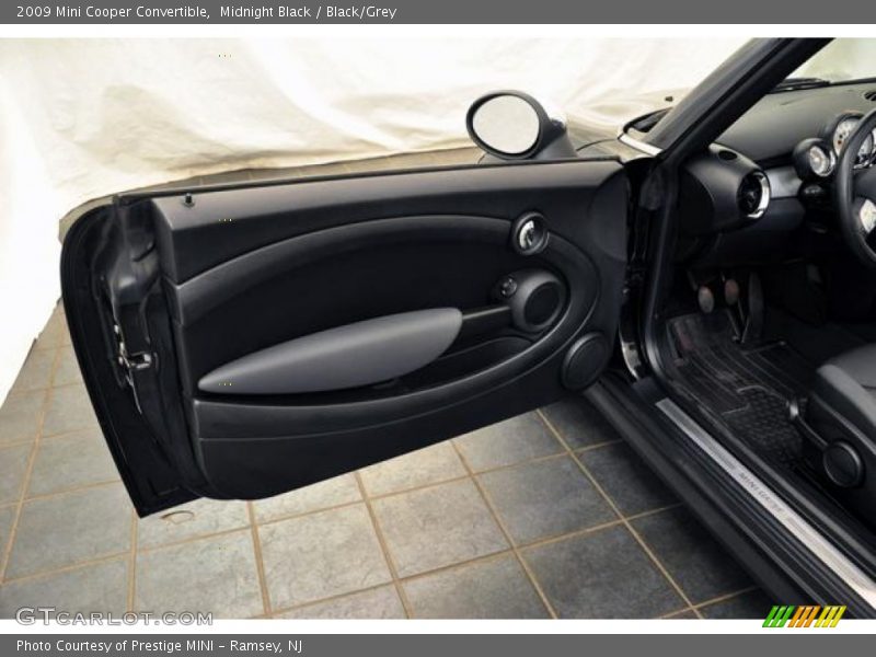 Midnight Black / Black/Grey 2009 Mini Cooper Convertible