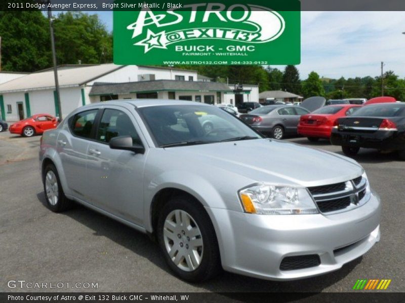 Bright Silver Metallic / Black 2011 Dodge Avenger Express