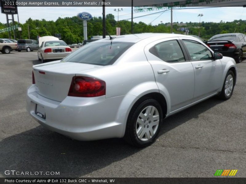 Bright Silver Metallic / Black 2011 Dodge Avenger Express