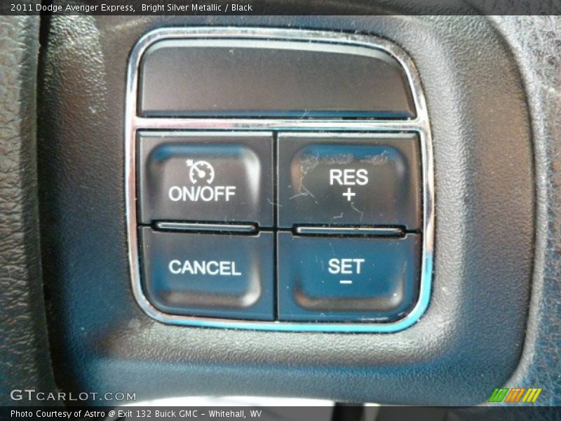 Bright Silver Metallic / Black 2011 Dodge Avenger Express