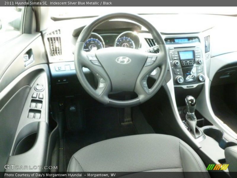 Iridescent Silver Blue Metallic / Black 2011 Hyundai Sonata SE