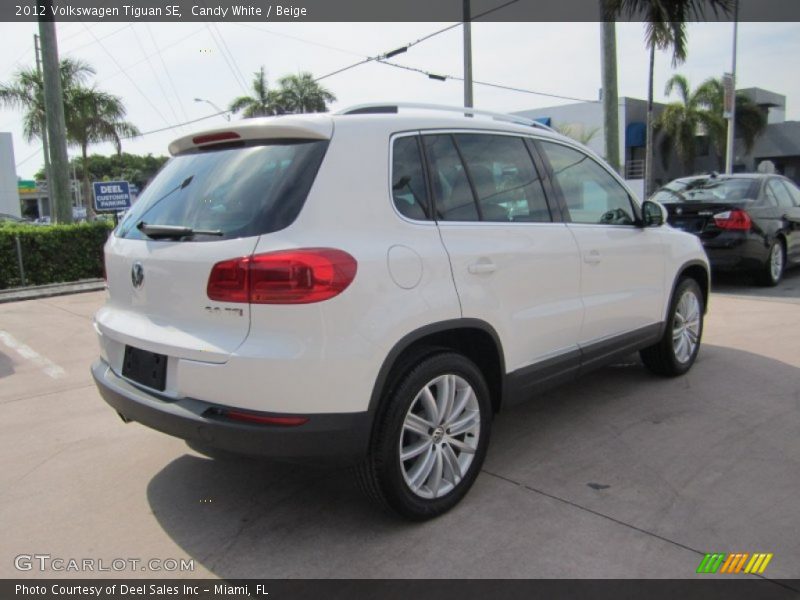 Candy White / Beige 2012 Volkswagen Tiguan SE