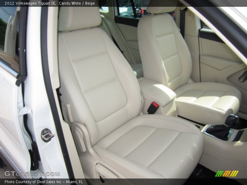 Candy White / Beige 2012 Volkswagen Tiguan SE