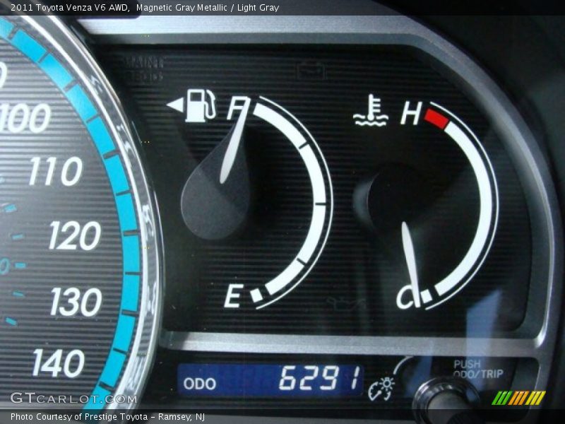 Magnetic Gray Metallic / Light Gray 2011 Toyota Venza V6 AWD