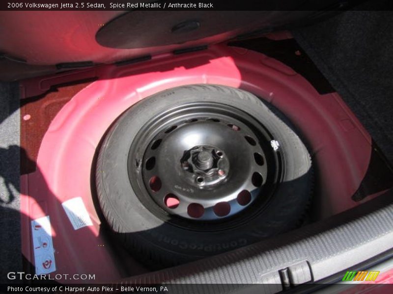 Spice Red Metallic / Anthracite Black 2006 Volkswagen Jetta 2.5 Sedan