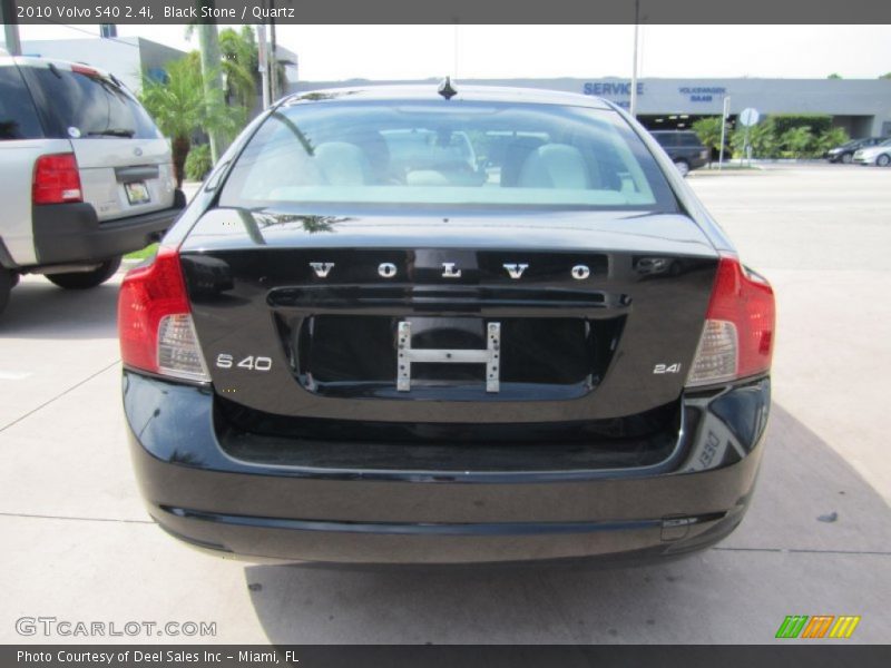 Black Stone / Quartz 2010 Volvo S40 2.4i