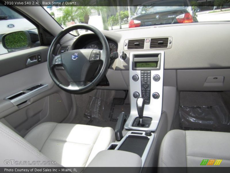 Black Stone / Quartz 2010 Volvo S40 2.4i