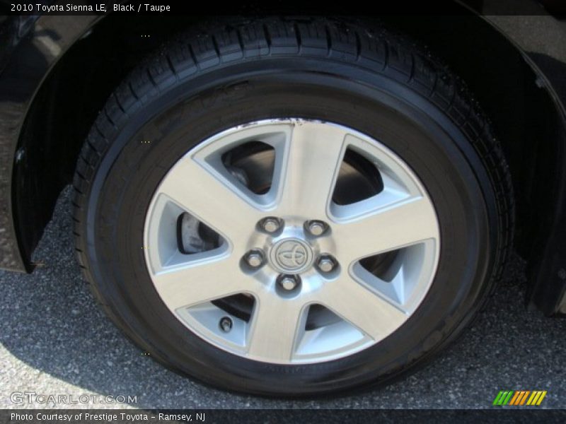 Black / Taupe 2010 Toyota Sienna LE