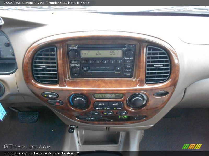 Controls of 2002 Sequoia SR5