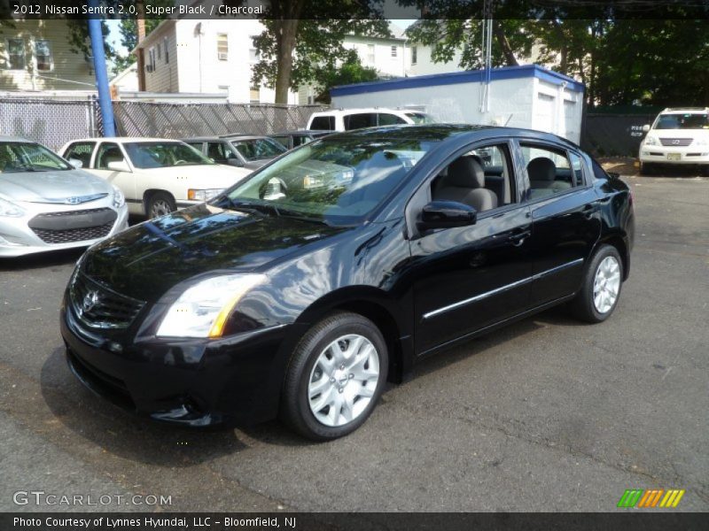 Super Black / Charcoal 2012 Nissan Sentra 2.0