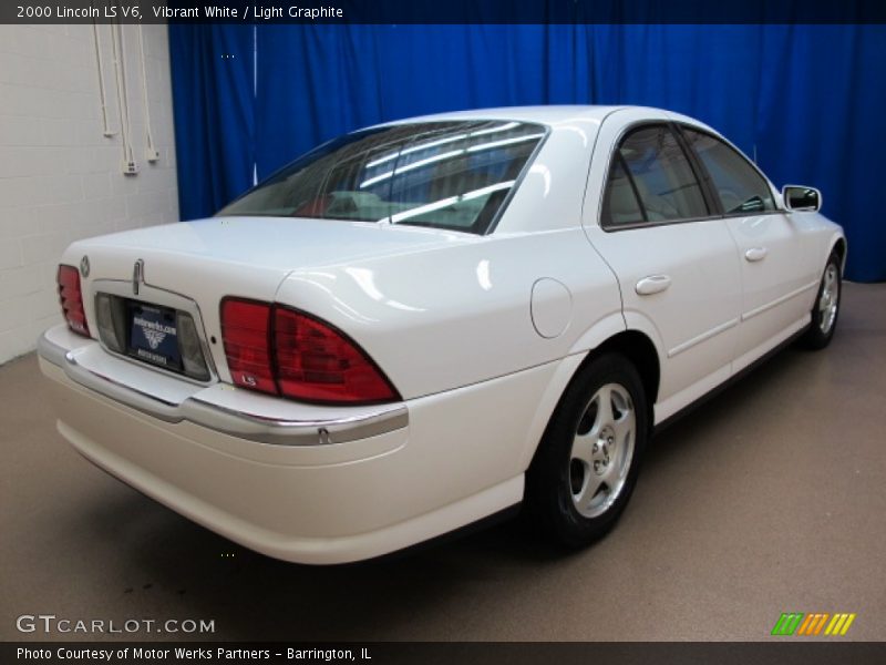 Vibrant White / Light Graphite 2000 Lincoln LS V6