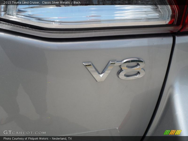 Classic Silver Metallic / Black 2013 Toyota Land Cruiser